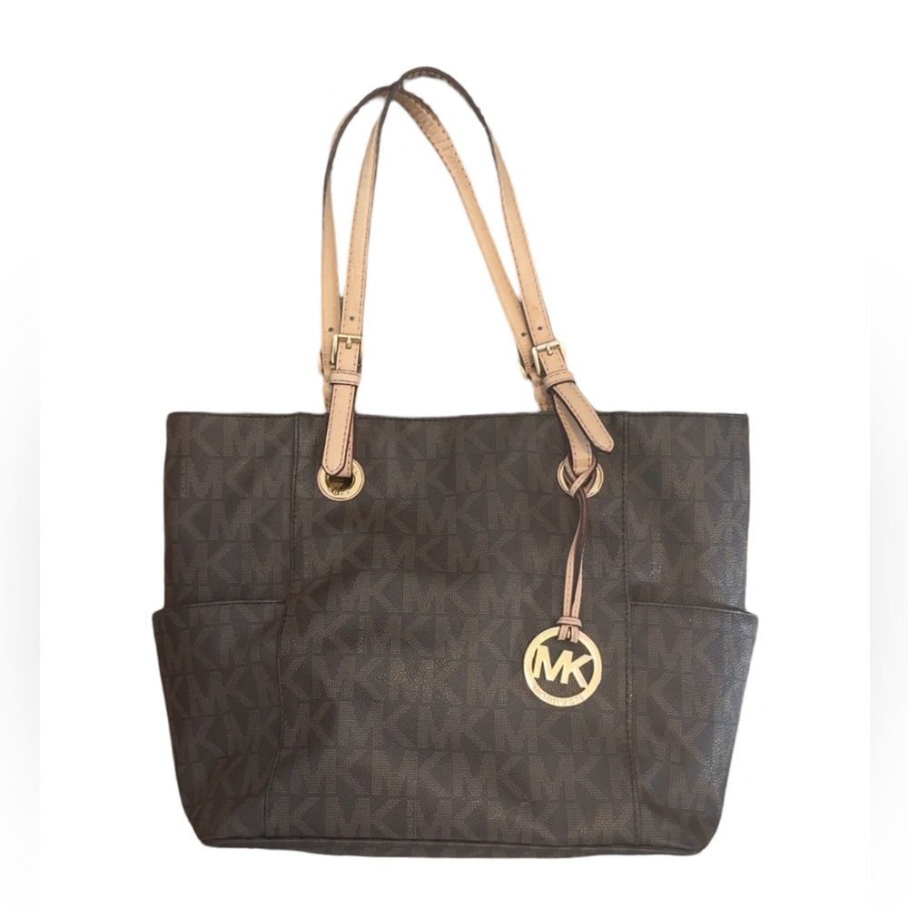 Michael Kors Jet Set Tote Bag